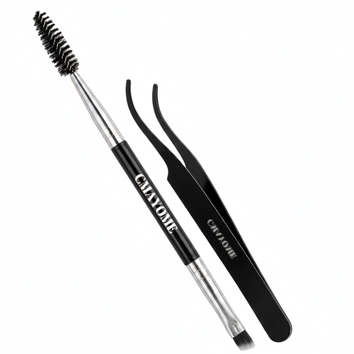 Dramatic lashes a segmenti close up
